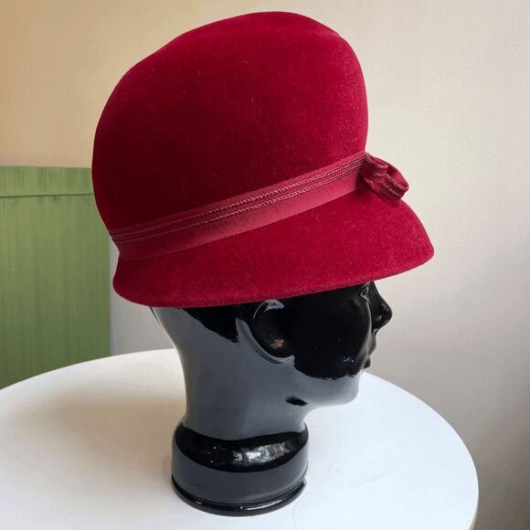 VTG Red Cloche Hat 1930s Wool Felt Old Hollywood Peachbloom Velour Union main image 4